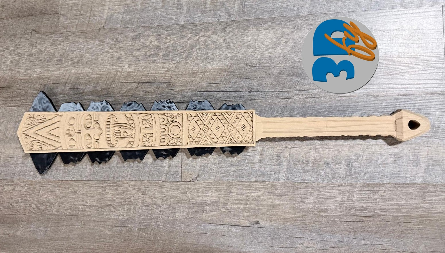 Macuahuitl Aztec Club Replica | 35.5″ Wood‑Composite Body + Obsidian-like Blade | 3D Print Cosplay Prop | Premium Finish — Not Plain Plastic
