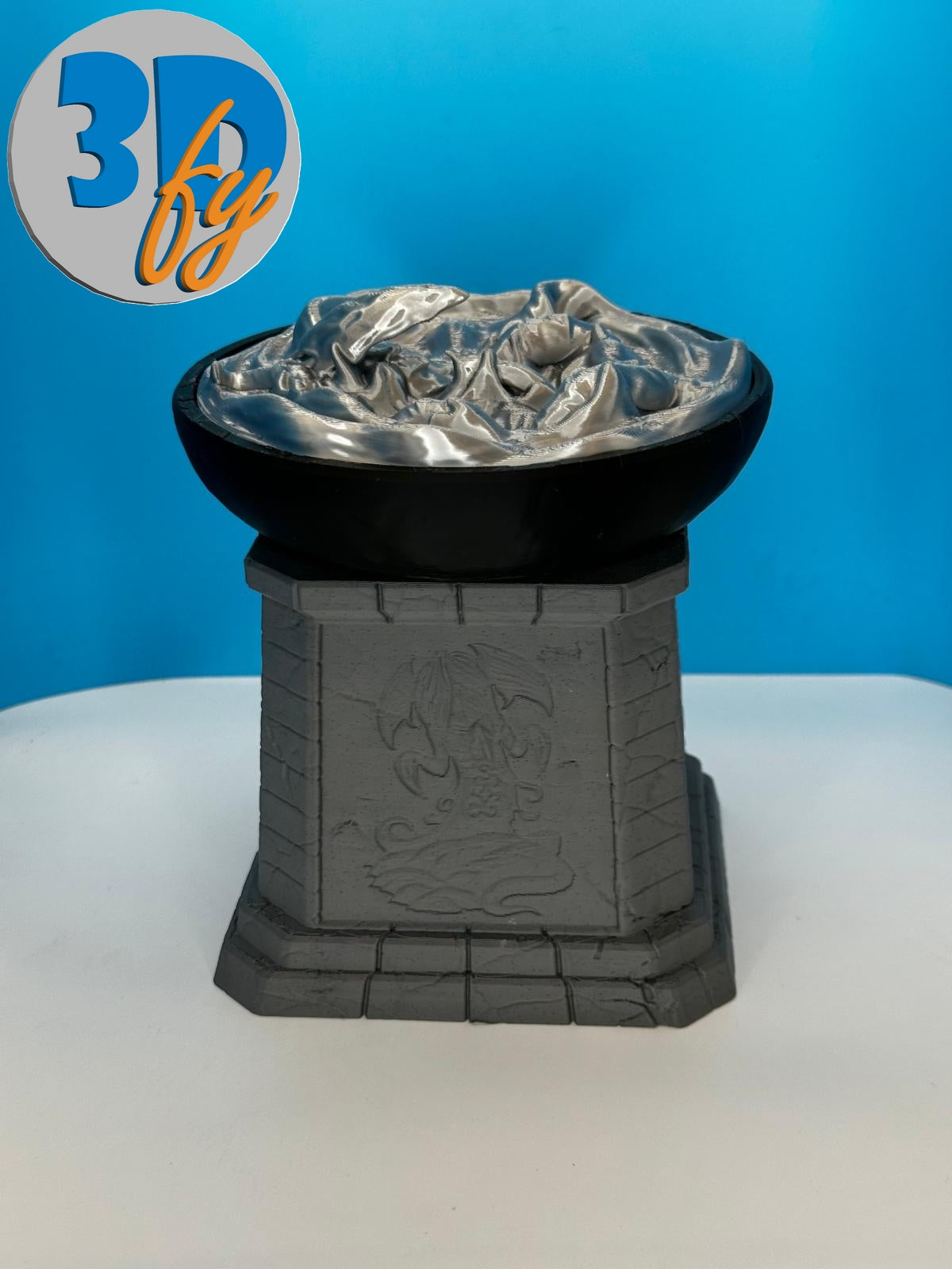 Sliver Thrumming Hivepool Deck Box • 100+ Double‑Sleeved Card Storage + Top Dice Compartment • Biomechanical Commander Deck Box