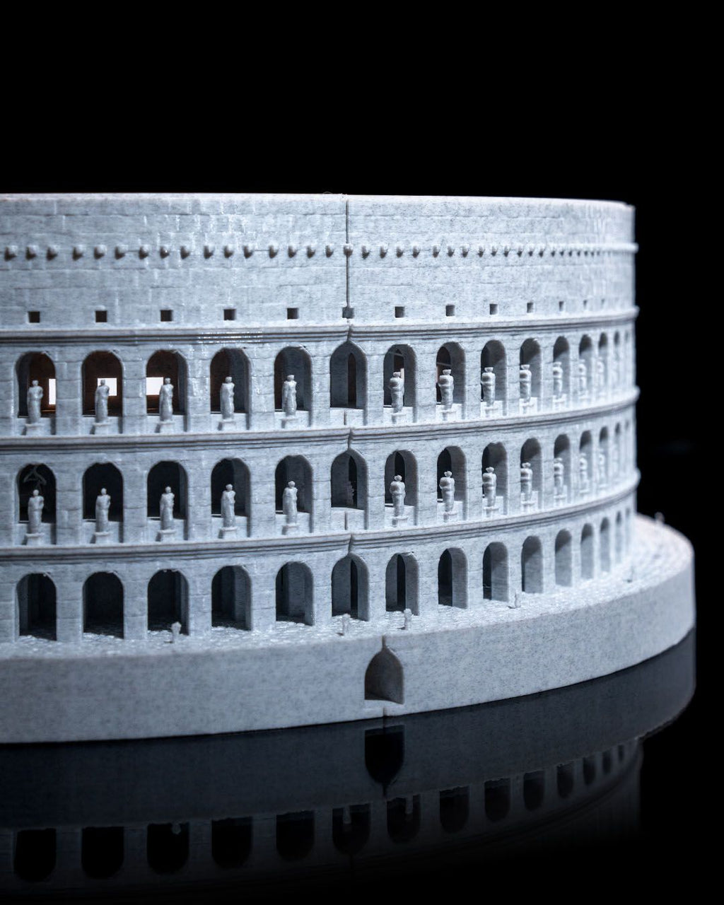 The Colosseum – Large‑Scale 3D Printed Architectural Model (3 sizes)